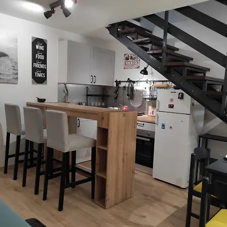 Blue&green Miholascica